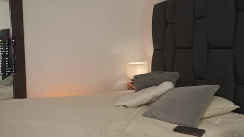 Snapshot of melisalopezz chatting on 11-05-25, 12:27 On vacation until Monday online show from 11-05-25, 12:27