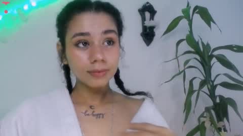 melissa online show from 09-18-25, 02:41