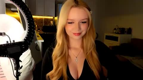Mel or Lissa 3 Welcome here online show from 07-10-26, 05:15