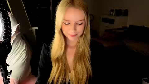 Mel or Lissa 3 Welcome here online show from 07-26-26, 09:21