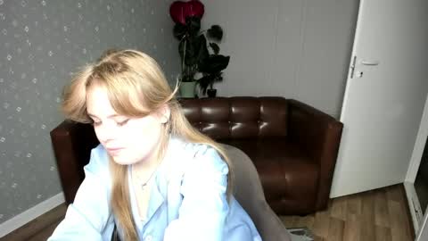 Sophia online show from 05-16-26, 05:34