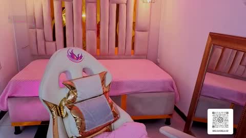 Lissa  online show from 12-18-25, 06:58