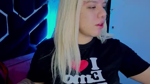 Lissa  online show from 03-28-26, 07:02