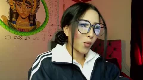 Snapshot of melissa_dolce chatting on 02-19-26, 04:08 michell online show from 02-19-26, 04:08