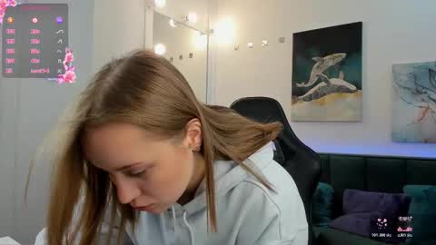 Snapshot of melissa_new22 chatting on 11-28-25, 12:35 melissa_new22 online show from 11-28-25, 12:35