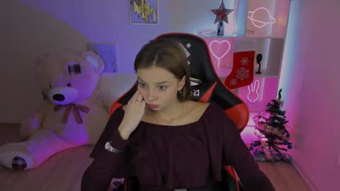 Melissa online show from 12-23-24, 02:02