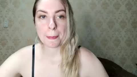 Melissa online show from 04-01-26, 03:18