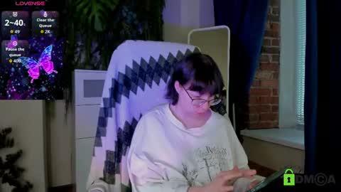 Snapshot of melissa_wells chatting on 06-14-26, 02:24 Melissa online show from 06-14-26, 02:24