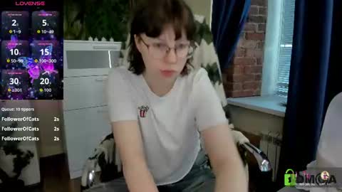 Snapshot of melissa_wells chatting on 07-13-26, 03:31 Melissa online show from 07-13-26, 03:31