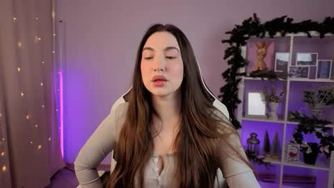 Snapshot of melissacharm_ chatting on 02-13-26, 04:19 Melissa online show from 02-13-26, 04:19