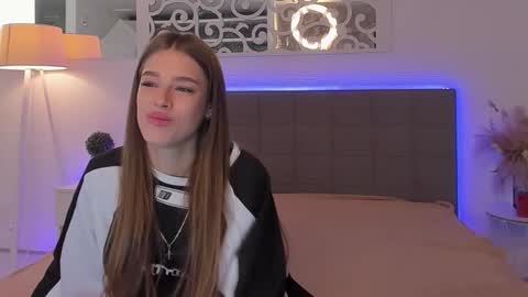 MelissaCrayzy online show from 04-12-26, 05:12