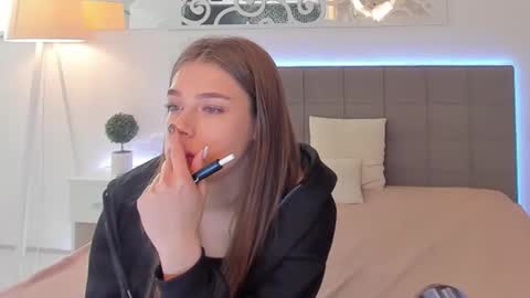 Snapshot of melissacrayzy chatting on 05-12-26, 06:32 MelissaCrayzy online show from 05-12-26, 06:32