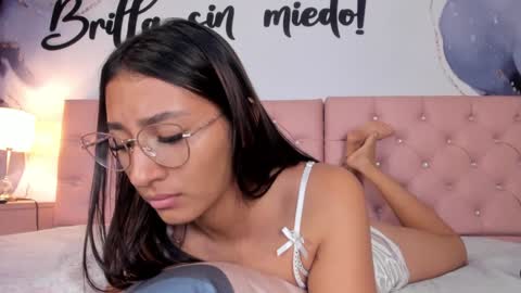 Meli online show from 12-30-24, 04:19