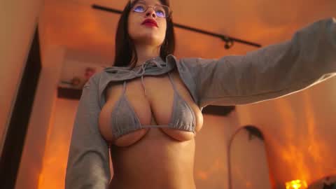 Snapshot of melissajones3 chatting on 11-07-25, 12:21 melissajones3 online show from 11-07-25, 12:21