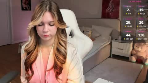 Snapshot of melissamiles chatting on 05-17-26, 04:25 melissamiles online show from 05-17-26, 04:25
