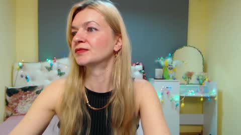 Melissa online show from 04-08-26, 05:51