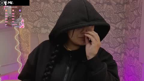 Mellani  online show from 10-01-25, 03:12