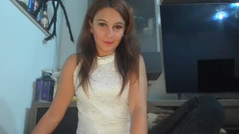 Snapshot of mellbell_ chatting on 10-10-25, 06:51 MellyMell online show from 10-10-25, 06:51