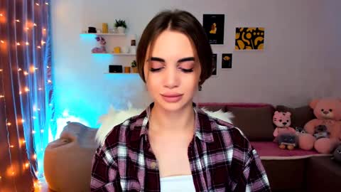 Tessa online show from 12-22-24, 09:20