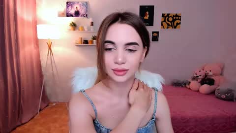 Tessa online show from 02-28-25, 10:50