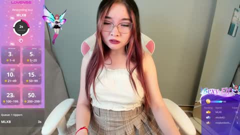 Snapshot of mellisa_nets chatting on 02-07-25, 07:06 Mellisa online show from 02-07-25, 07:06