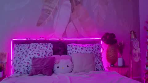 Snapshot of mellisalane chatting on 10-07-25, 03:53 Mellisa online show from 10-07-25, 03:53