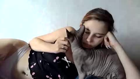 Snapshot of mellisamaxwell chatting on 06-05-26, 10:32 Mellisa online show from 06-05-26, 10:32