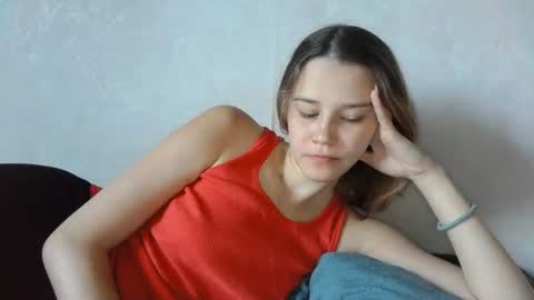 Snapshot of mellisamaxwell chatting on 06-17-26, 08:28 Mellisa online show from 06-17-26, 08:28