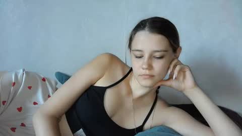 Snapshot of mellisamaxwell chatting on 07-11-26, 06:38 Mellisa online show from 07-11-26, 06:38