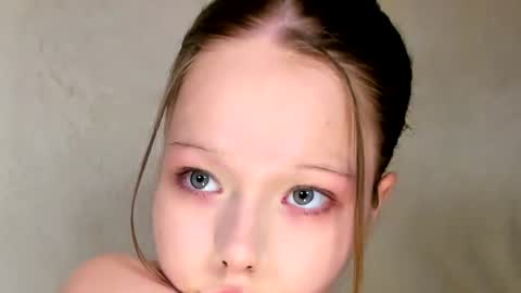 Snapshot of melmooon chatting on 07-15-26, 08:58 MelMooon online show from 07-15-26, 08:58