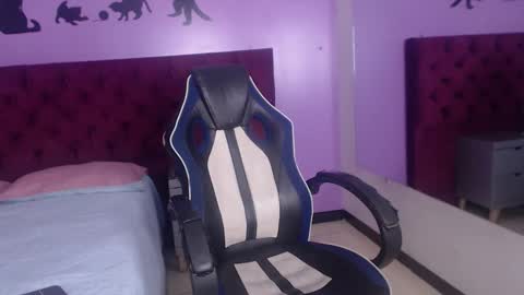 Meloddyy   online show from 01-13-26, 12:43