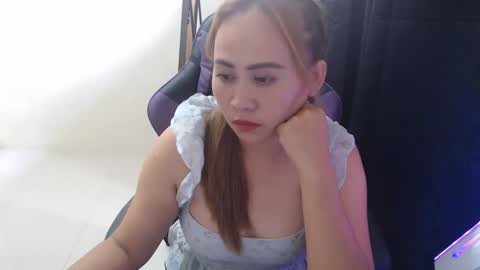 Babygirl online show from 10-18-25, 04:48