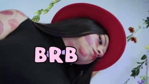  Leslie  online show from 03-11-25, 02:40