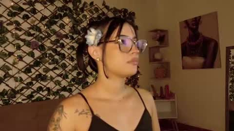 melody_cute10 online show from 07-19-26, 12:42