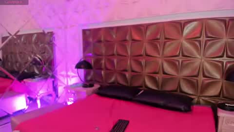 Snapshot of melodyblazze chatting on 06-25-26, 08:24 online show from 06-25-26, 08:24