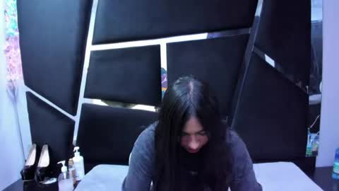 Snapshot of melodysmithass chatting on 06-17-26, 03:31 Melodysmithass online show from 06-17-26, 03:31
