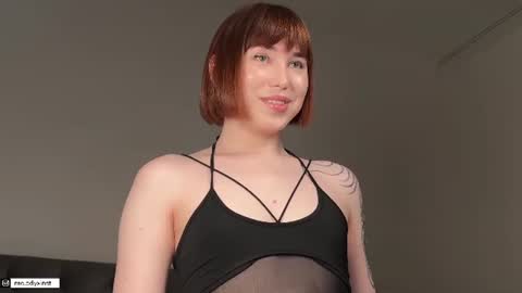 Snapshot of melodyxlove chatting on 07-17-26, 05:58 Melody 3 - online show from 07-17-26, 05:58