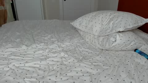 Snapshot of melon_mussy chatting on 01-15-25, 05:26 melon_mussy online show from 01-15-25, 05:26