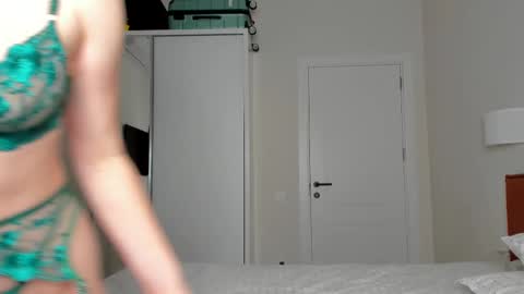 Snapshot of melon_mussy chatting on 02-13-25, 03:35 melon_mussy online show from 02-13-25, 03:35