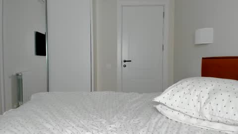 Snapshot of melon_mussy chatting on 02-20-25, 09:09 melon_mussy online show from 02-20-25, 09:09