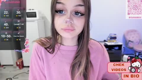 Snapshot of melonipinkbb chatting on 01-06-25, 07:13 MELONI online show from 01-06-25, 07:13