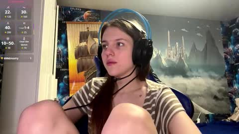 Hi Im Aria 18 years old online show from 02-26-26, 03:00