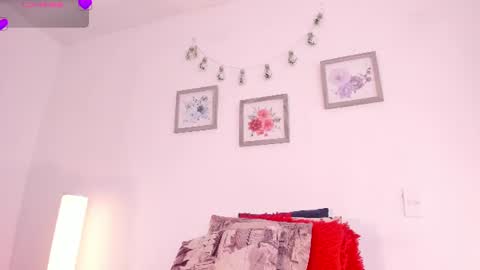 Snapshot of mely_rosee chatting on 06-29-26, 12:38 online show from 06-29-26, 12:38