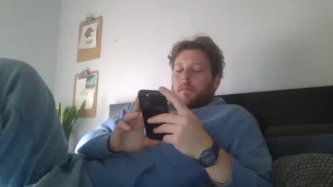 Snapshot of memo20cm chatting on 02-21-25, 09:56 memo20cm online show from 02-21-25, 09:56