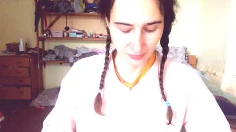 Yummygirl online show from 10-19-25, 05:52