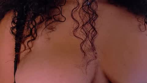  Memphis Williams  online show from 10-10-25, 02:54