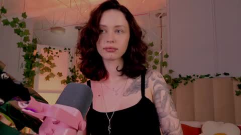Snapshot of meow_nancy chatting on 06-18-26, 10:19 Heeyyooo Im Nans Subscribe to me I will be glad online show from 06-18-26, 10:19