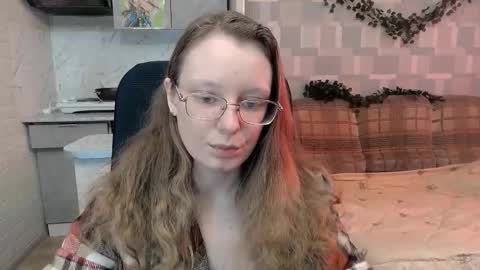 Snapshot of meowcr chatting on 10-16-25, 07:09 meowcr online show from 10-16-25, 07:09