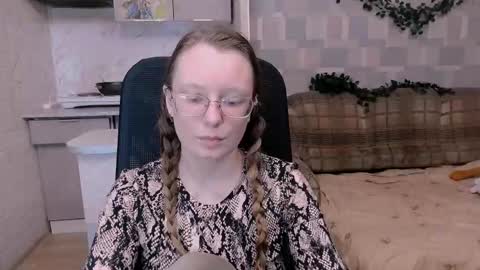 Snapshot of meowcr chatting on 10-16-25, 09:38 meowcr online show from 10-16-25, 09:38