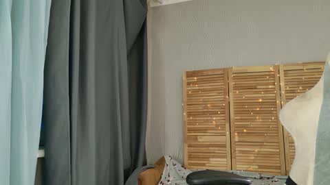 Snapshot of meowwmurr chatting on 03-02-26, 04:14 Mia online show from 03-02-26, 04:14